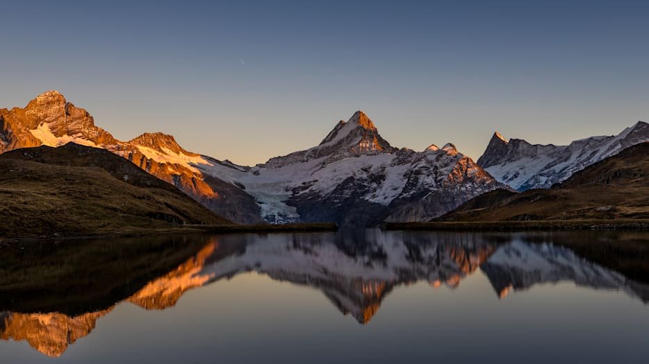 Bachalpsee-Sommer-Wetterhorn-Schreckhorn-Abendstimmung