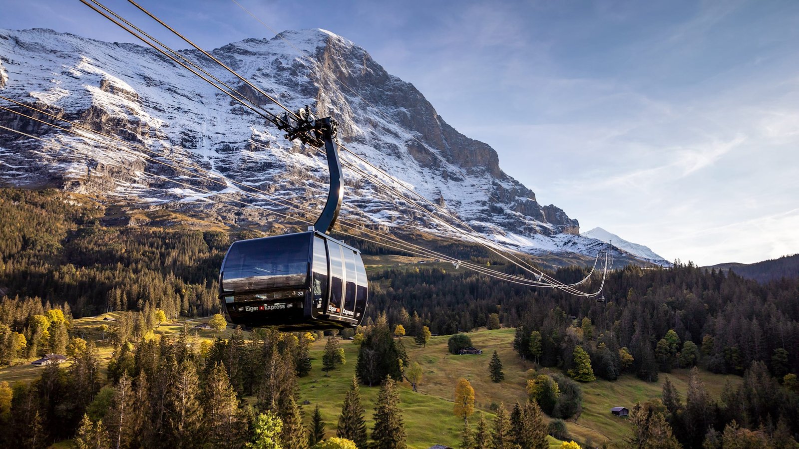 Eiger-Express-Grindelwald-Eigernordwand-Nahansicht